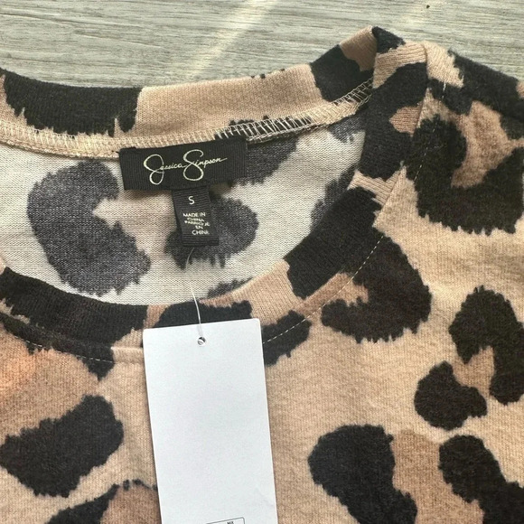Jessica Simpson Leopard pajamas set Sz S comfy soft 🐈⬛ - Picture 4 of 4